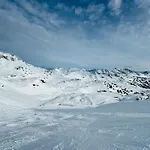 Διαμέρισμα Premium In/out - Steinadler *