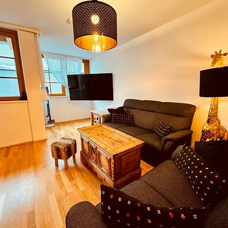 דירה Premium In/out - Steinadler *