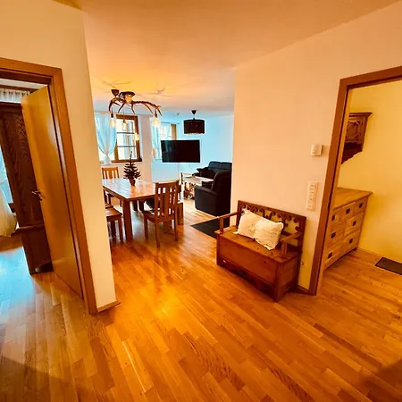 דירה Premium In/out - Steinadler *